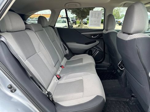Used 2022 Subaru Outback Premium AWD/4WD image 34
