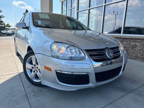 Used 2008 Volkswagen Jetta SE FWD image 1