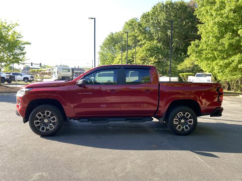 Used 2023 Chevrolet Colorado LT w/ LT Convenience Package III image 6