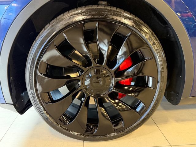Used 2022 Tesla Model Y Performance AWD/4WD image 38