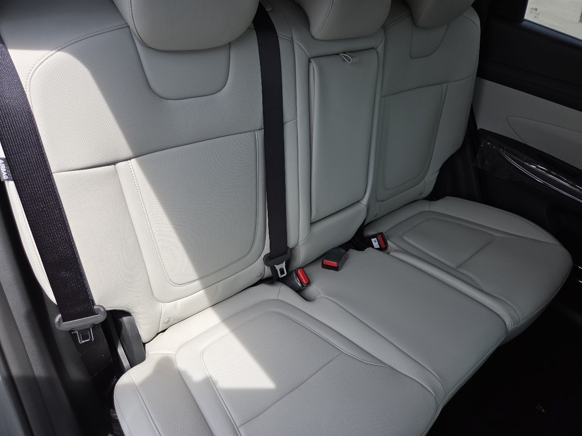 New 2026 Hyundai Tucson SEL Plus AWD/4WD image 24