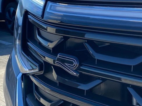 New 2026 Volkswagen Atlas Cross Sport SEL Premium R-Line image 5