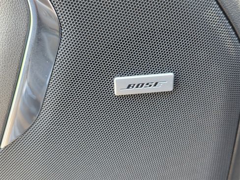 New 2025 Chevrolet Suburban Premier image 18