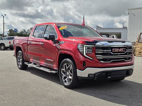 Used 2025 GMC Sierra 1500 SLT w/ SLT Premium Plus Package AWD/4WD image 5