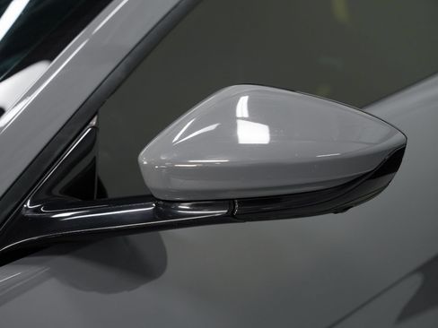 Used 2020 Aston Martin V8 Vantage AMR RWD image 18