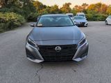 Used 2023 Nissan Altima 2.5 SV image 2