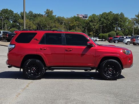 Used 2024 Toyota 4Runner TRD Off-Road Premium w/ Off Road Premium Plus Package AWD/4WD image 6