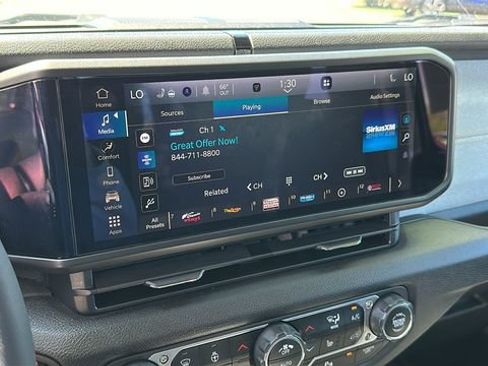 Used 2024 Jeep Wrangler Sport AWD/4WD image 14