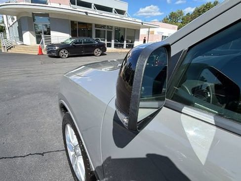 Used 2024 Dodge Durango GT AWD/4WD image 12