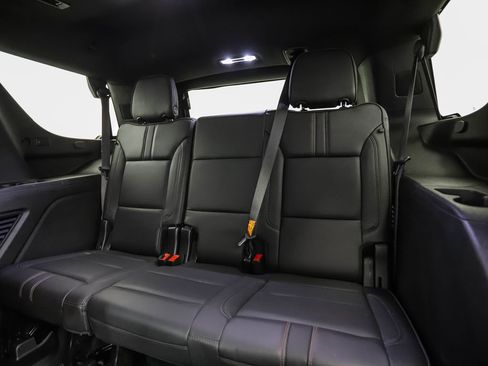 Used 2022 Chevrolet Tahoe RST w/ Sport Performance Package image 24