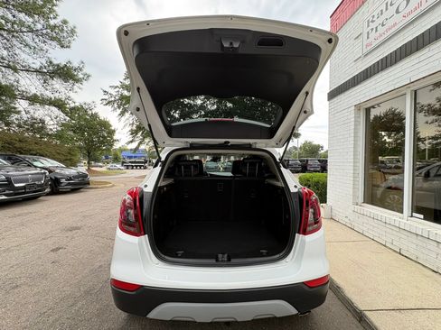 Used 2019 Buick Encore Preferred AWD/4WD image 20