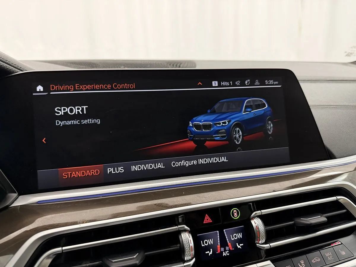 Used 2022 BMW X5 xDrive40i AWD/4WD image 39
