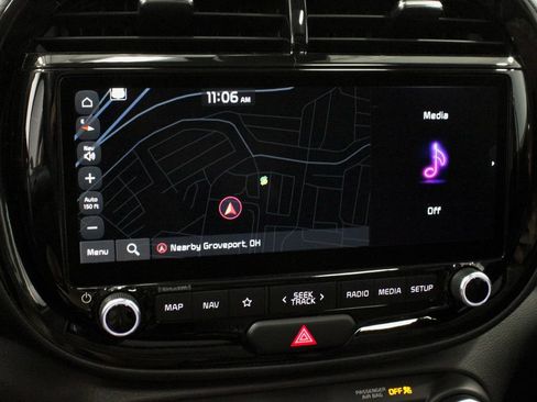Used 2023 Kia Soul GT-Line FWD image 3