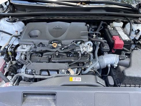 Used 2024 Toyota Camry SE w/ Convenience Package FWD image 7