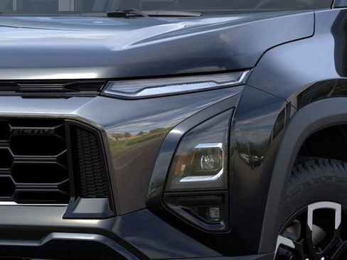 New 2026 Chevrolet Equinox ACTIV w/ Convenience Package III image 10