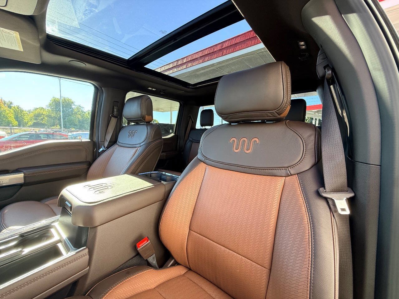 Used 2027 Ford F450 King Ranch w/ Chrome Package AWD/4WD image 35