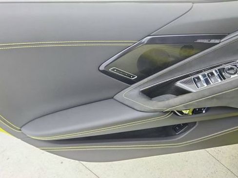 Used 2024 Chevrolet Corvette Stingray Premium Conv w/ Z51 Performance Package image 31