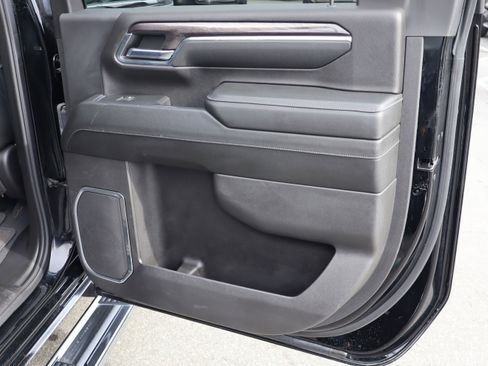 Used 2024 Chevrolet Silverado 3500 LTZ w/ LTZ Plus Package image 35