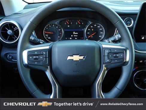 New 2025 Chevrolet Blazer LT w/ Convenience Package image 12