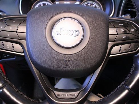 Used 2019 Jeep Cherokee Trailhawk w/ Comfort & Convenience Group image 21