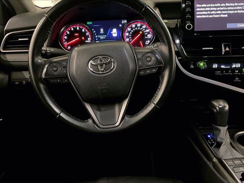 Used 2023 Toyota Camry XSE image 5