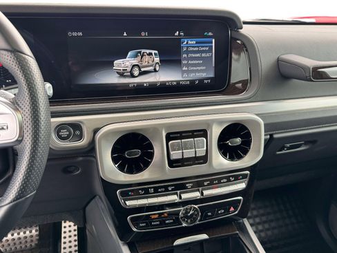 Used 2021 Mercedes-Benz G 550 image 24