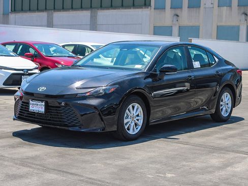 New 2026 Toyota Camry LE image 3