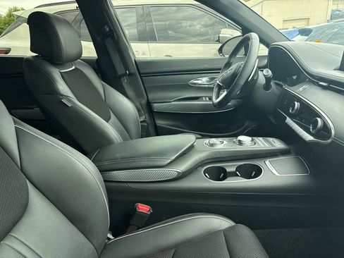 Used 2024 Genesis GV70 2.5T AWD/4WD image 8