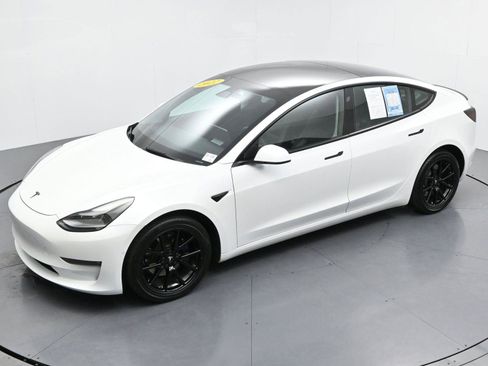 Used 2022 Tesla Model 3 Long Range image 36