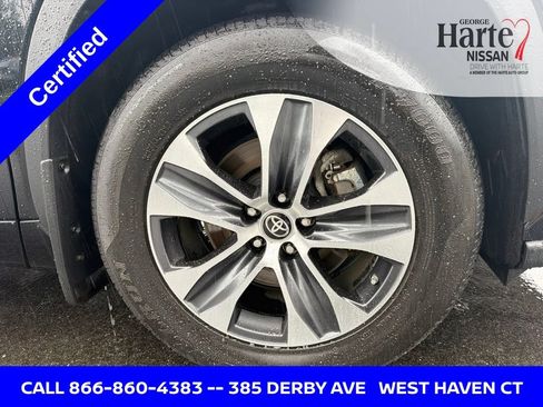 Used 2024 Toyota Highlander XLE AWD/4WD image 31