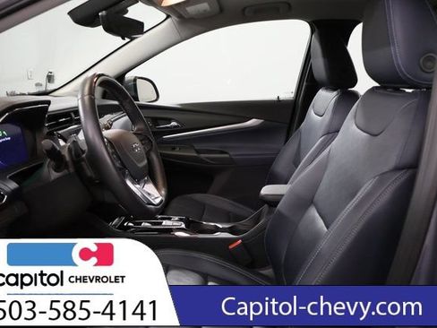 Used 2023 Chevrolet Bolt EUV Premier w/ Sun & Sound Package FWD image 14