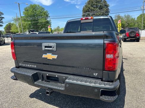 Used 2018 Chevrolet Silverado 1500 LT w/ All Star Edition image 15