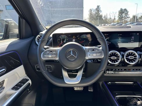 Used 2021 Mercedes-Benz GLA 250 GLA 250 image 12