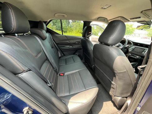 Used 2020 Nissan Kicks SR FWD image 15