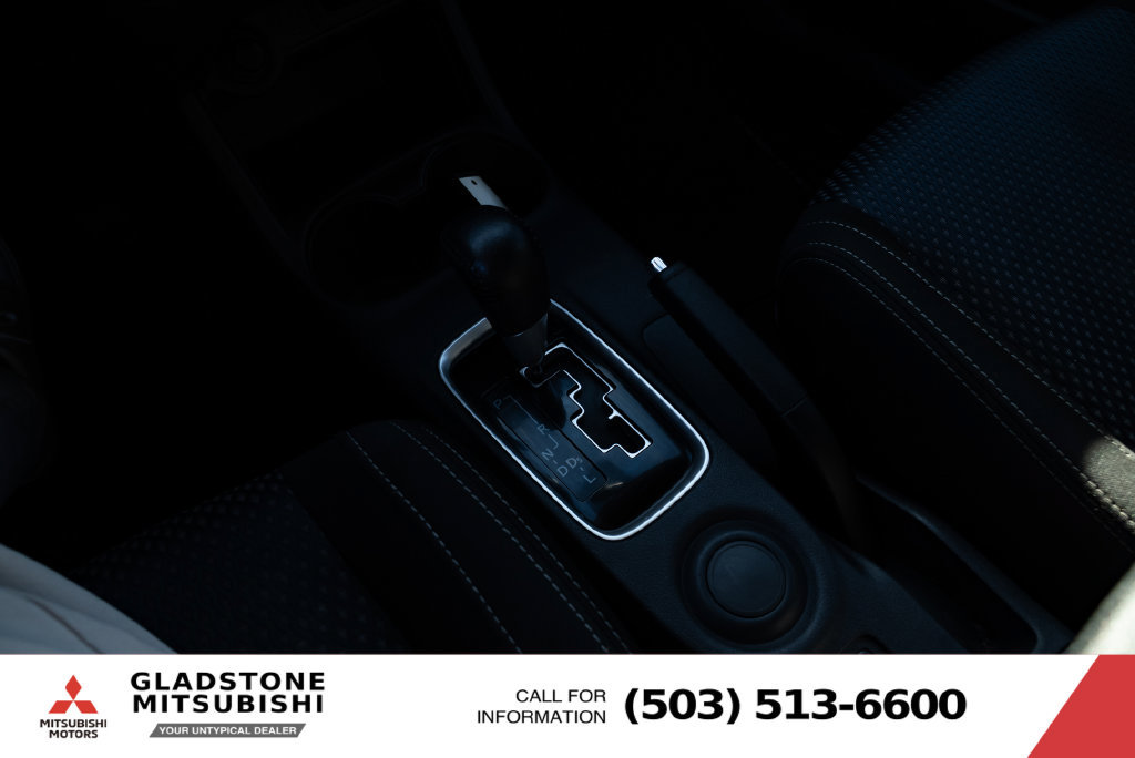 Used 2016 Mitsubishi Outlander SE FWD image 15