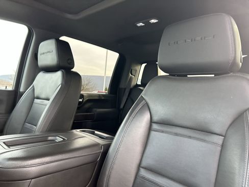 Used 2022 GMC Sierra 2500 Denali w/ Denali Ultimate Package image 23