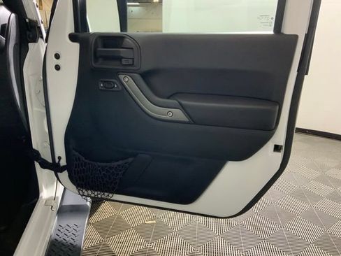 Used 2016 Jeep Wrangler Unlimited Sport w/ Quick Order Package 24S AWD/4WD image 27