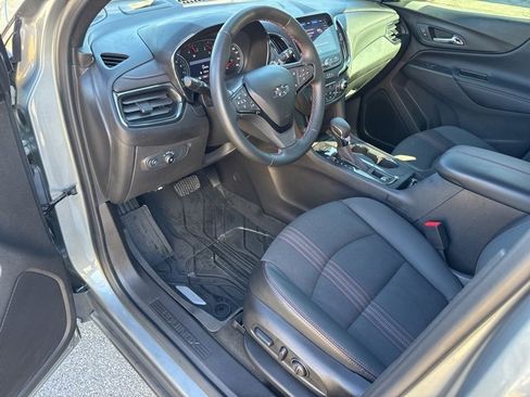 Used 2024 Chevrolet Equinox RS image 60