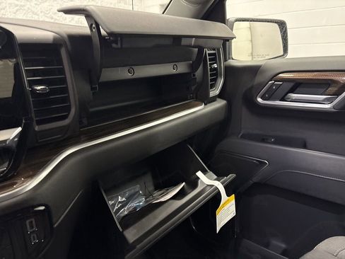 New 2026 Chevrolet Silverado 1500 RST image 21