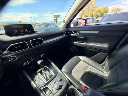 Used 2018 MAZDA CX-5 Touring w/ Preferred Equipment Package AWD/4WD image 14