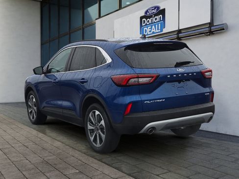 Used 2023 Ford Escape Platinum image 5