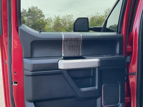 Used 2020 Ford F250 Lariat w/ Lariat Value Package image 41