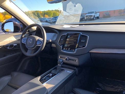 Used 2022 Volvo XC90 T6 Inscription w/ Advanced Package image 18
