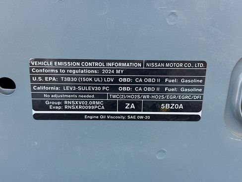 Used 2024 Nissan Sentra SV FWD image 20