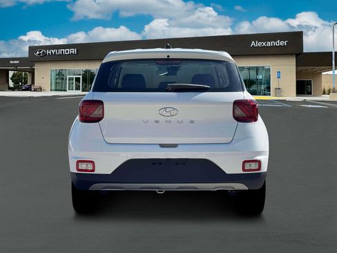 New 2026 Hyundai Venue SE FWD image 6