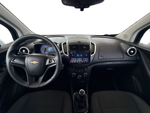 Used 2016 Chevrolet Trax LS image 23