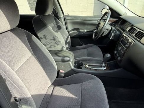Used 2014 Chevrolet Impala Limited LS FWD image 5