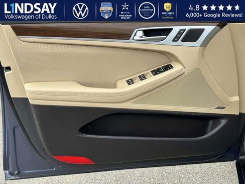 Used 2015 Hyundai Genesis 3.8 w/ Option Group 03 image 8