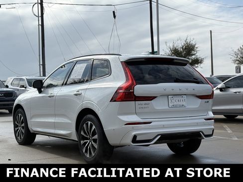 Certified 2025 Volvo XC60 B5 Plus image 5