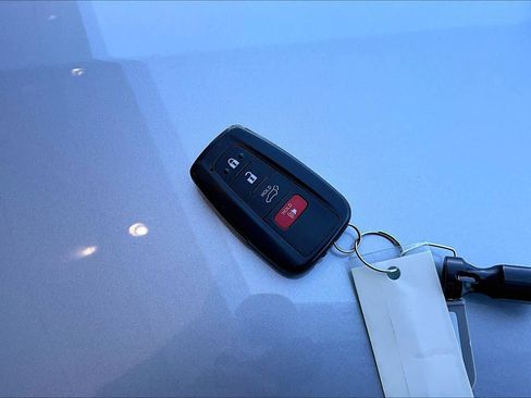 Used 2024 Toyota RAV4 XLE w/ Convenience Package image 15